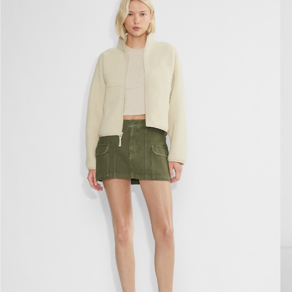 Aritzia Tna Reggie Skirt